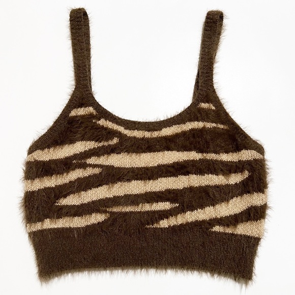 stitch & pine Tops - Stitch & Pine Zebra Eyelash Crop Tank